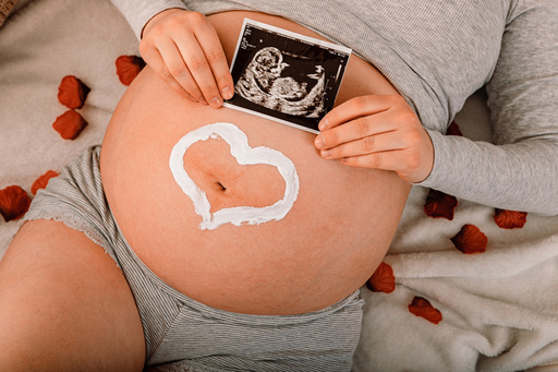 KernJulian.de | Babybauch / Schwangerschaftsfotografie | Werbefotograf auf alleFotografen