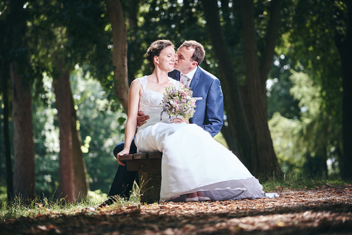 Lichtkegel-Fotografie | Hochzeit | Portraitfotograf auf alleFotografen
