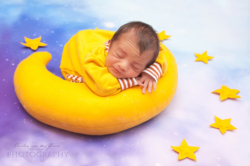 Carolin von der Gönna | Newborn | Babyfotograf auf alleFotografen
