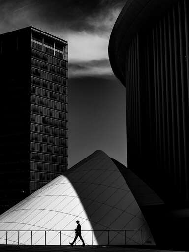 Lars Laion | Architektur und Urbanes | Werbefotograf auf alleFotografen