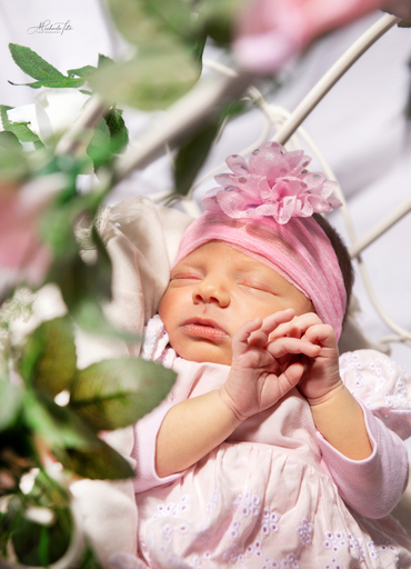 Michaela Tita Photography | Newborn | Kinderfotograf auf alleFotografen