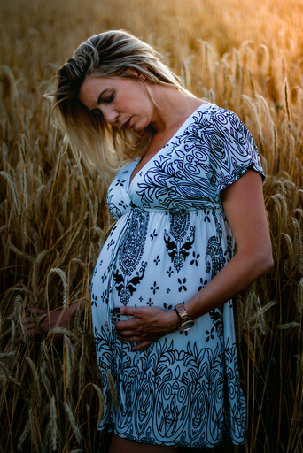 Tatjana Hita | Mummy & Baby | Abiballfotograf auf alleFotografen