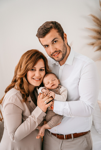 Mirjam Groth - Fotografie | Neugeborenenfotografie | Babyfotograf auf alleFotografen