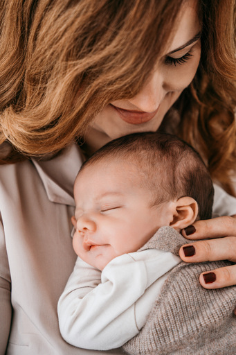 Mirjam Groth - Fotografie | Neugeborenenfotografie | Kinderfotograf auf alleFotografen