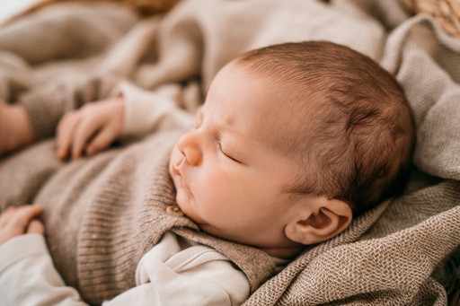 Mirjam Groth - Fotografie | Neugeborenenfotografie | Familienfotograf auf alleFotografen