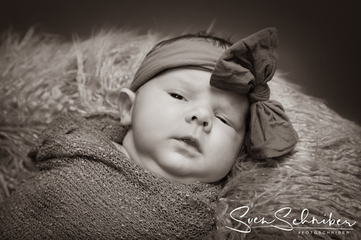#Fotoschriber | Newborn und Babybauch | Modefotograf auf alleFotografen