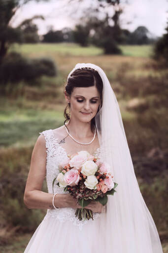 photo&more Steffi Pretz | Hochzeiten | Bewerbungsfotograf auf alleFotografen