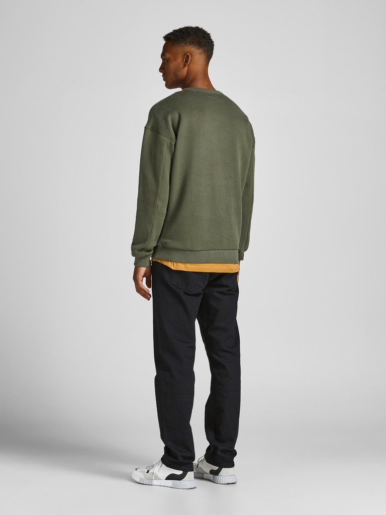 Classic Crew Neck Sweatshirt Classic Crew Neck Sweatshirt