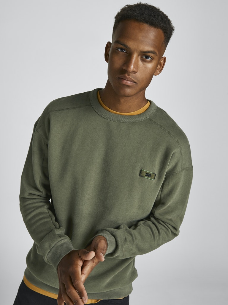 Classic Crew Neck Sweatshirt Classic Crew Neck Sweatshirt