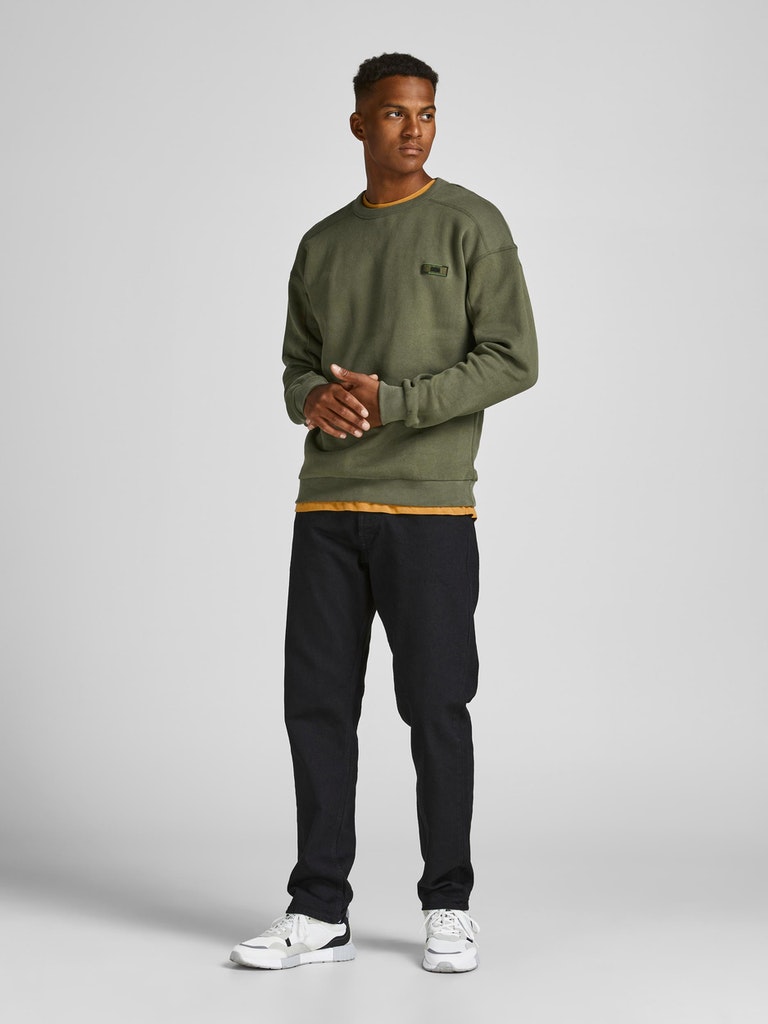 Classic Crew Neck Sweatshirt Classic Crew Neck Sweatshirt