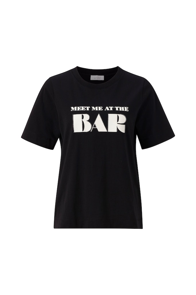 T-Shirt Meet Me At The Bar