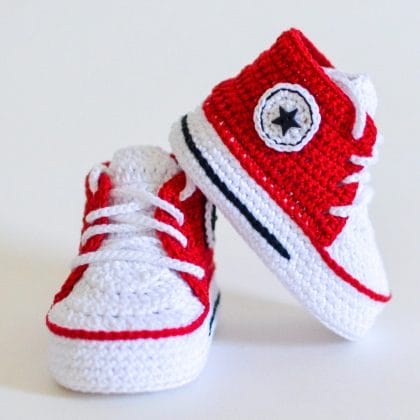 Crochet PATTERN baby booties with stars 4 sizes, pdf and video