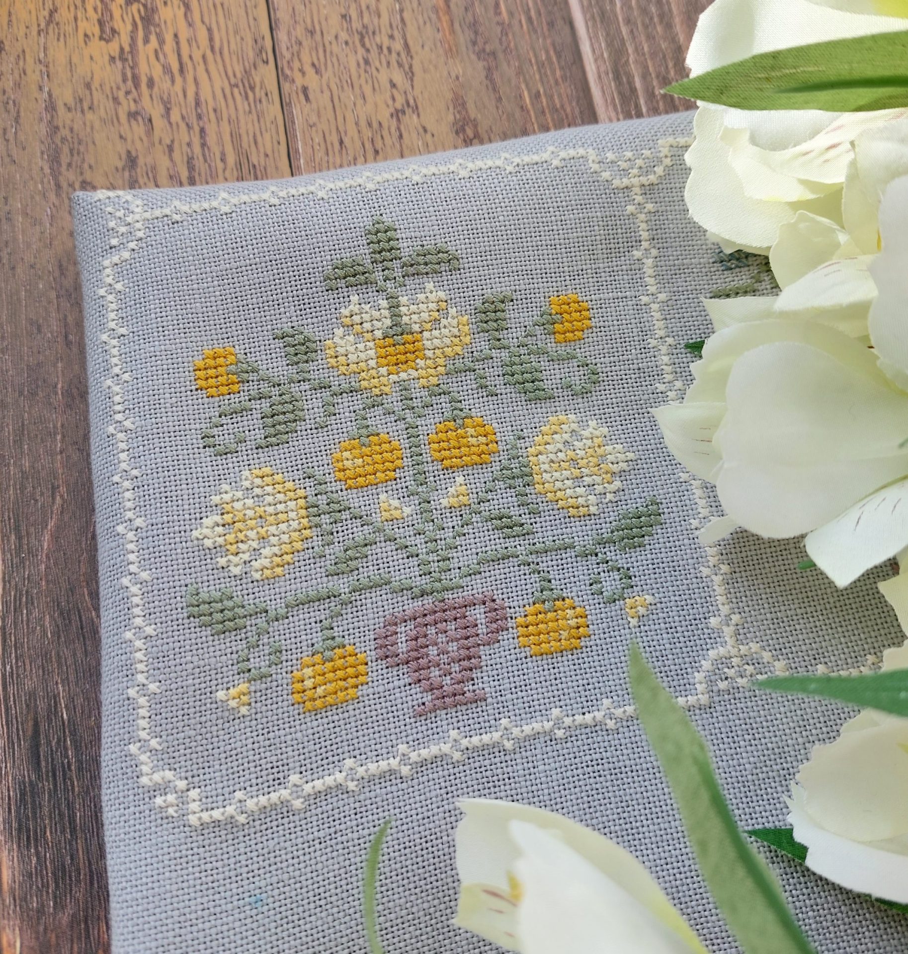 Orange tree Primitive cross stitch pattern PDF, Citrus fruit sampler 8 Orange tree Primitive cross stitch pattern, Citrus fruit sampler, Counted Cross Stitch