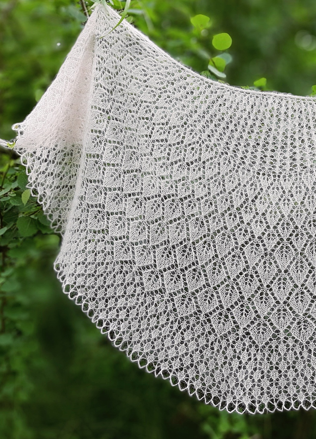Lace Crescent Shawl Wrap Knitting Pattern for Wedding Crochet bind off 6 Lace Crescent Shawl Wrap Knitting Pattern for Wedding Crochet bind off - Image 6