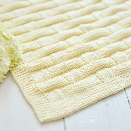 Easy baby blanket knitting pattern