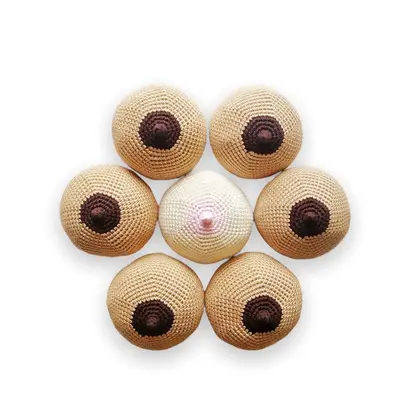 Crochet amigurumi boobs pattern