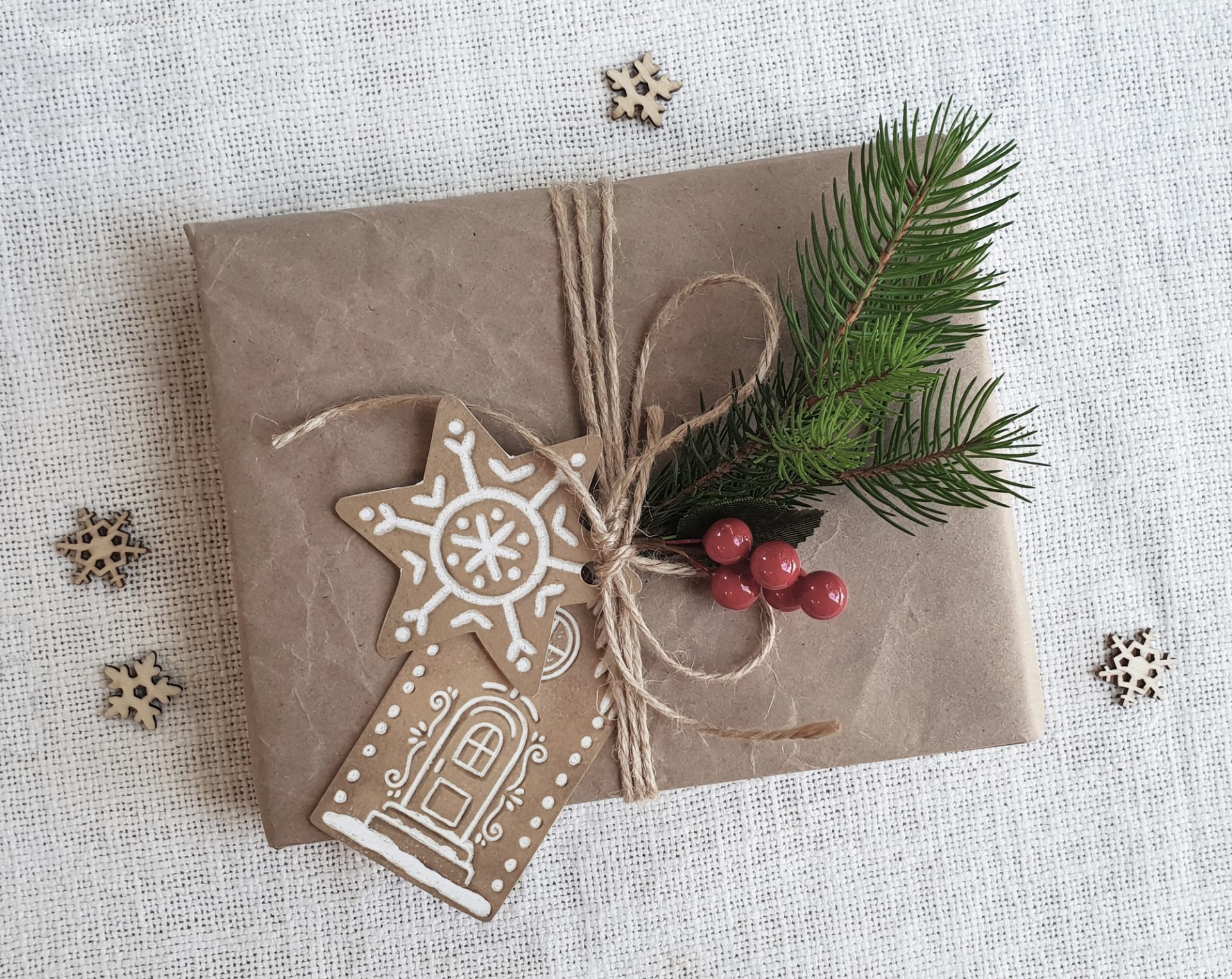 Christmas DIY Label Tag Gingerbread Houses Printable Template. 7 Christmas DIY Label Tag Gingerbread Houses Printable Template. - Image 7
