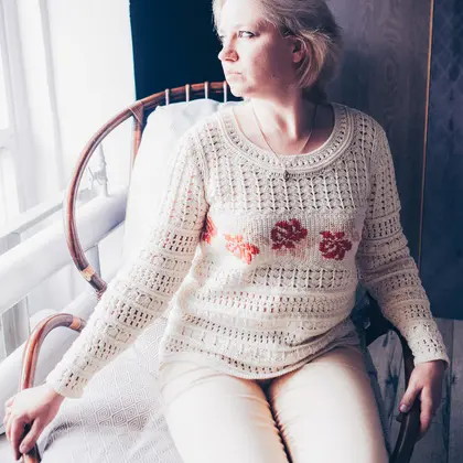 Fair isle crochet women sweater pattern, desing with roses