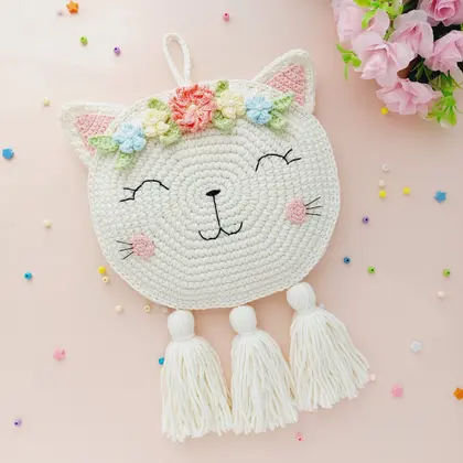 crochet cat wall hanging