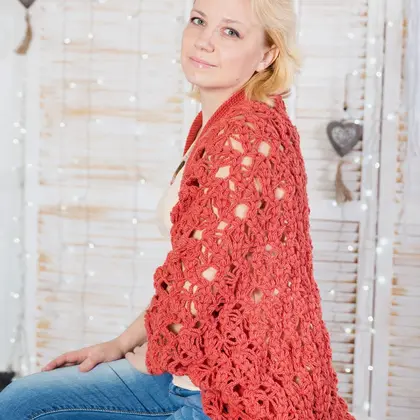 Women cocoon shrug crochet pattern