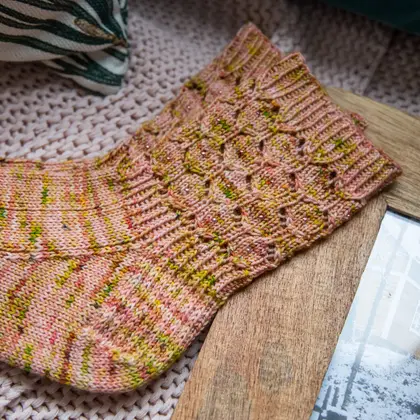 Treasure socks knitting pattern (PDF ENG)