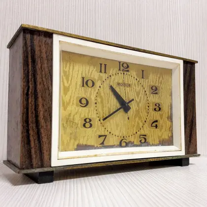 Soviet Antique Desk Clock Molnija.Vintage Mechanical mantel clock