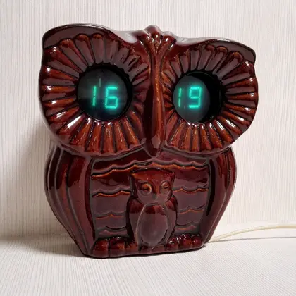 Soviet Vintage Ceramic Clock Owl. Antique Electronic wall Clock