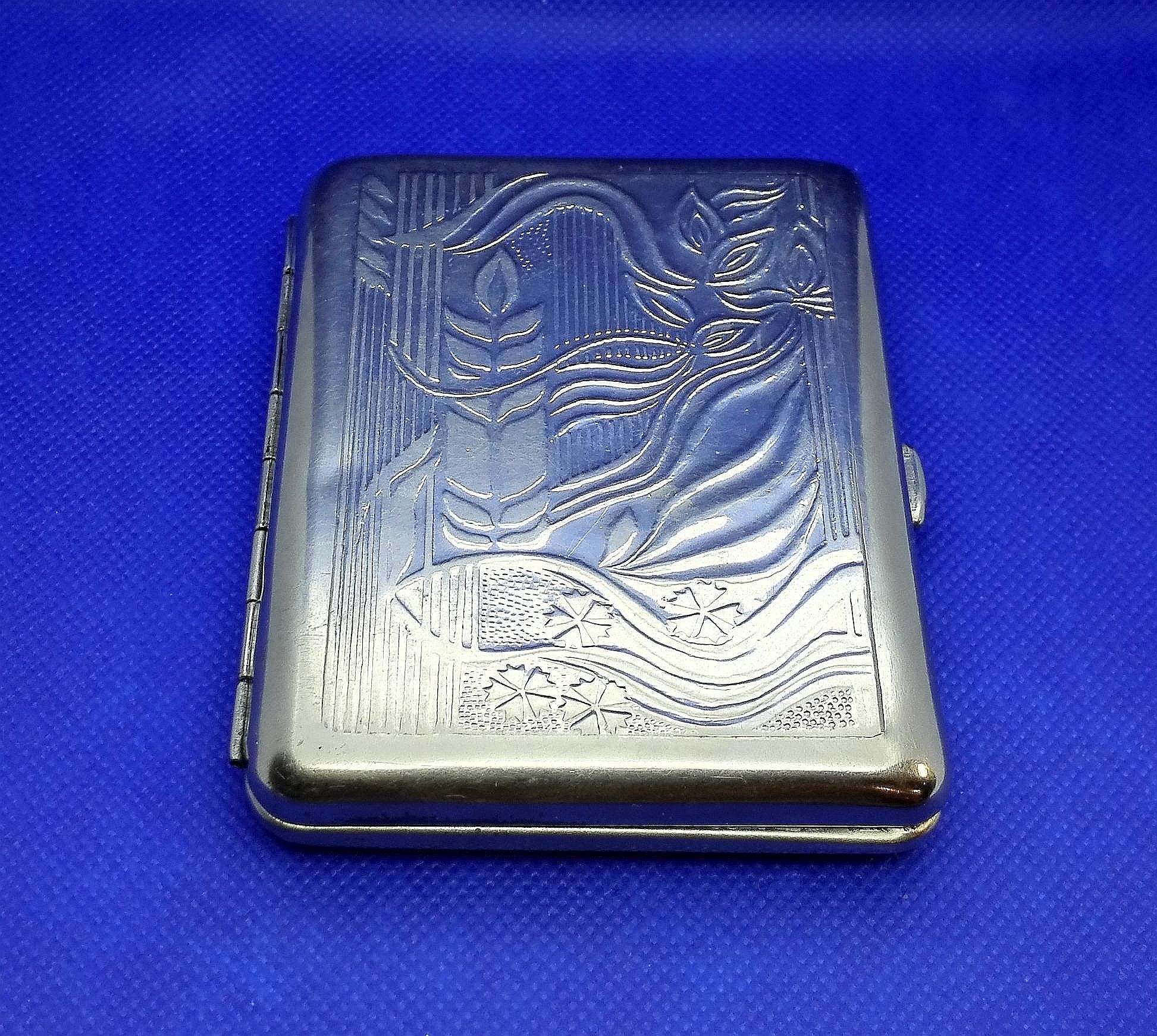 Vintage Soviet Cigarette Case. Metal Case fo Smoker. Tobacco box 3 Vintage Soviet Cigarette Case. Metal Case fo Smoker. Tobacco box - Image 3