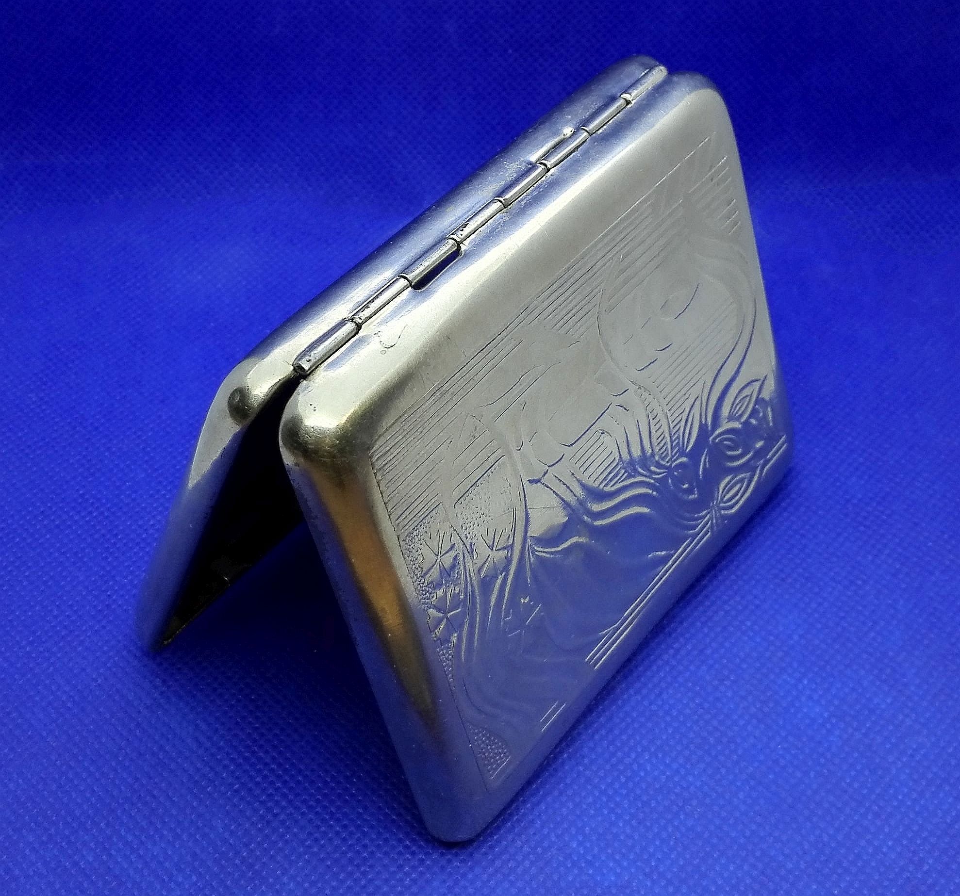 Vintage Soviet Cigarette Case. Metal Case fo Smoker. Tobacco box 6 Vintage Soviet Cigarette Case. Metal Case fo Smoker. Tobacco box - Image 6