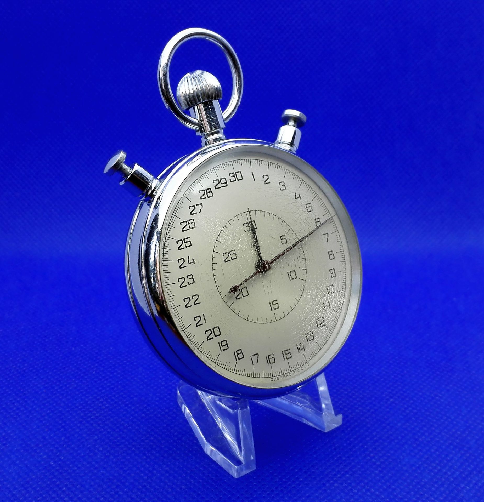 Big Soviet Vintage Stopwatch SLAVA.3 Button Sports Stopwatch USSR 2 Big Soviet Vintage Stopwatch SLAVA.3 Button Sports Stopwatch USSR - Image 2