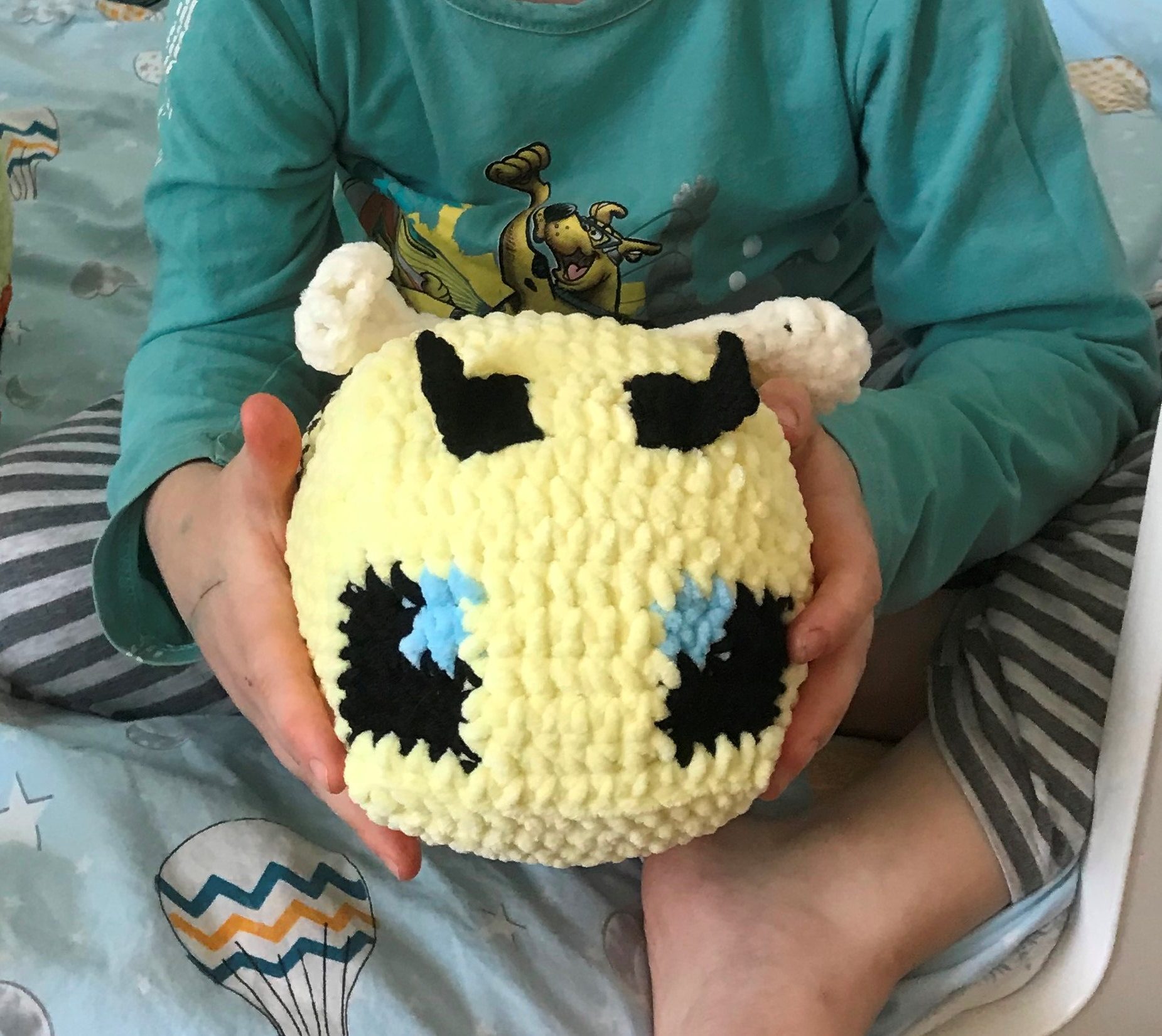 Plush Bee pillow mini Crochet pattern PDF 5 Bee minecraft pattern