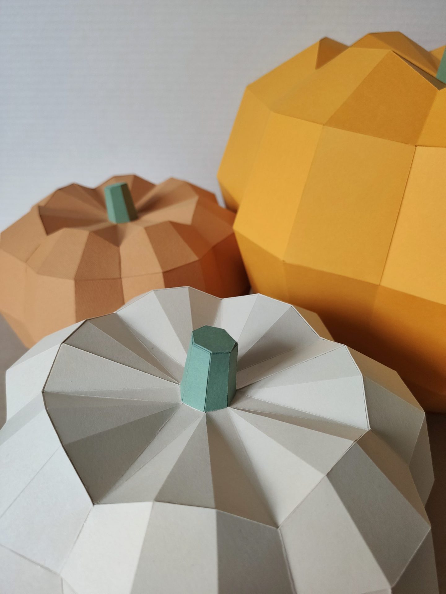 Pumpkin papercraft template, 3D origami, low poly, polygonal 5 papercraft pumpkin 3d origami low poly polygonal template