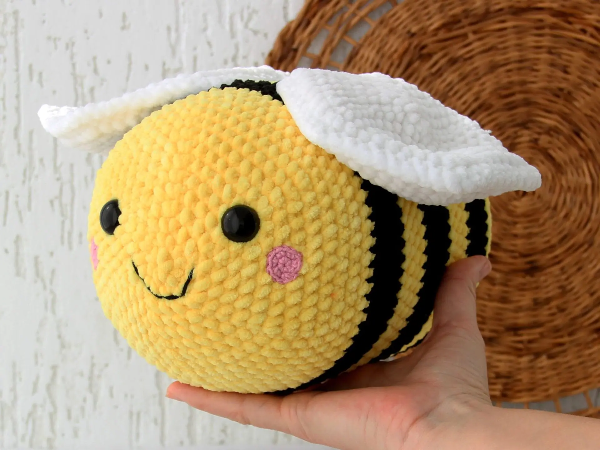 Crochet bee decor amigurumi Pattern - Bumble bee 8 Crochet bee decor amigurumi Pattern - Bumble bee - Image 8