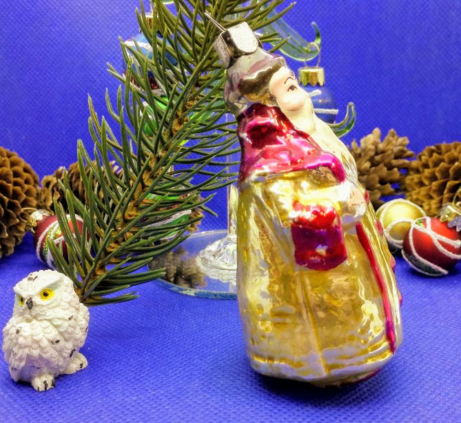 Antique Glass Toy Santa Claus Man Magician. Vintage Christmas Toy 5 Antique Glass Toy Santa Claus Man Magician. Vintage Christmas Toy - Image 5