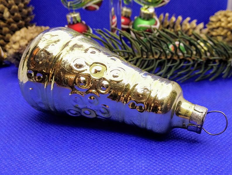 Soviet Vintage Glass Christmas tree toy Big Bell.Antique Xmas toy 3 Soviet Vintage Glass Christmas tree toy Big Bell.Antique Xmas toy - Image 3