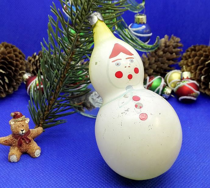 Soviet Antique Christmas Toy Snowman Snow Maiden. Big Glass Toy 4 Soviet Antique Christmas Toy Snowman Snow Maiden. Big Glass Toy - Image 4