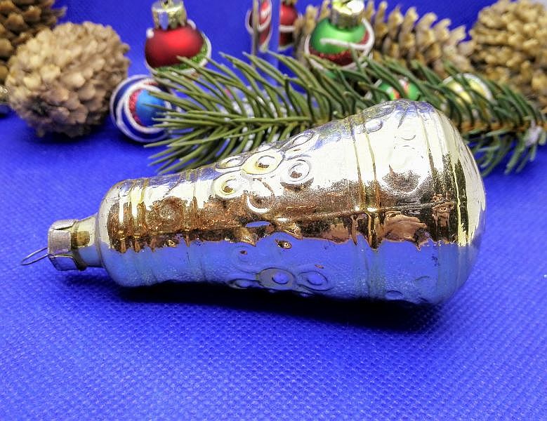 Soviet Vintage Glass Christmas tree toy Big Bell.Antique Xmas toy 9 Soviet Vintage Glass Christmas tree toy Big Bell.Antique Xmas toy - Image 9