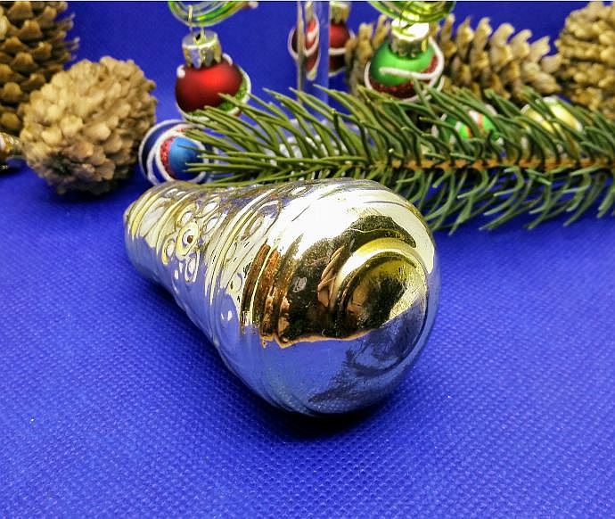 Soviet Vintage Glass Christmas tree toy Big Bell.Antique Xmas toy 5 Soviet Vintage Glass Christmas tree toy Big Bell.Antique Xmas toy - Image 5