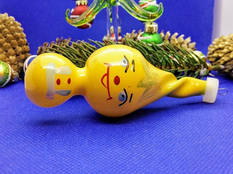 Soviet Antique Christmas Toy Cipollino. Big Glass Vintage Toy 5 Soviet Antique Christmas Toy Cipollino. Big Glass Vintage Toy - Image 5