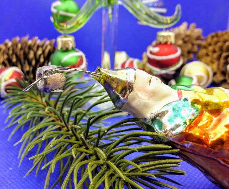 Vintage Glass Toy Santa Claus Man Magician. Antique Christmas Toy 10 Vintage Glass Toy Santa Claus Man Magician. Antique Christmas Toy - Image 10