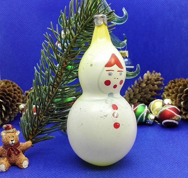 Soviet Antique Christmas Toy Snowman Snow Maiden. Big Glass Toy 2 Soviet Antique Christmas Toy Snowman Snow Maiden. Big Glass Toy - Image 2