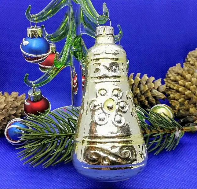 Soviet Vintage Glass Christmas tree toy Big Bell.Antique Xmas toy 8 Soviet Vintage Glass Christmas tree toy Big Bell.Antique Xmas toy - Image 8