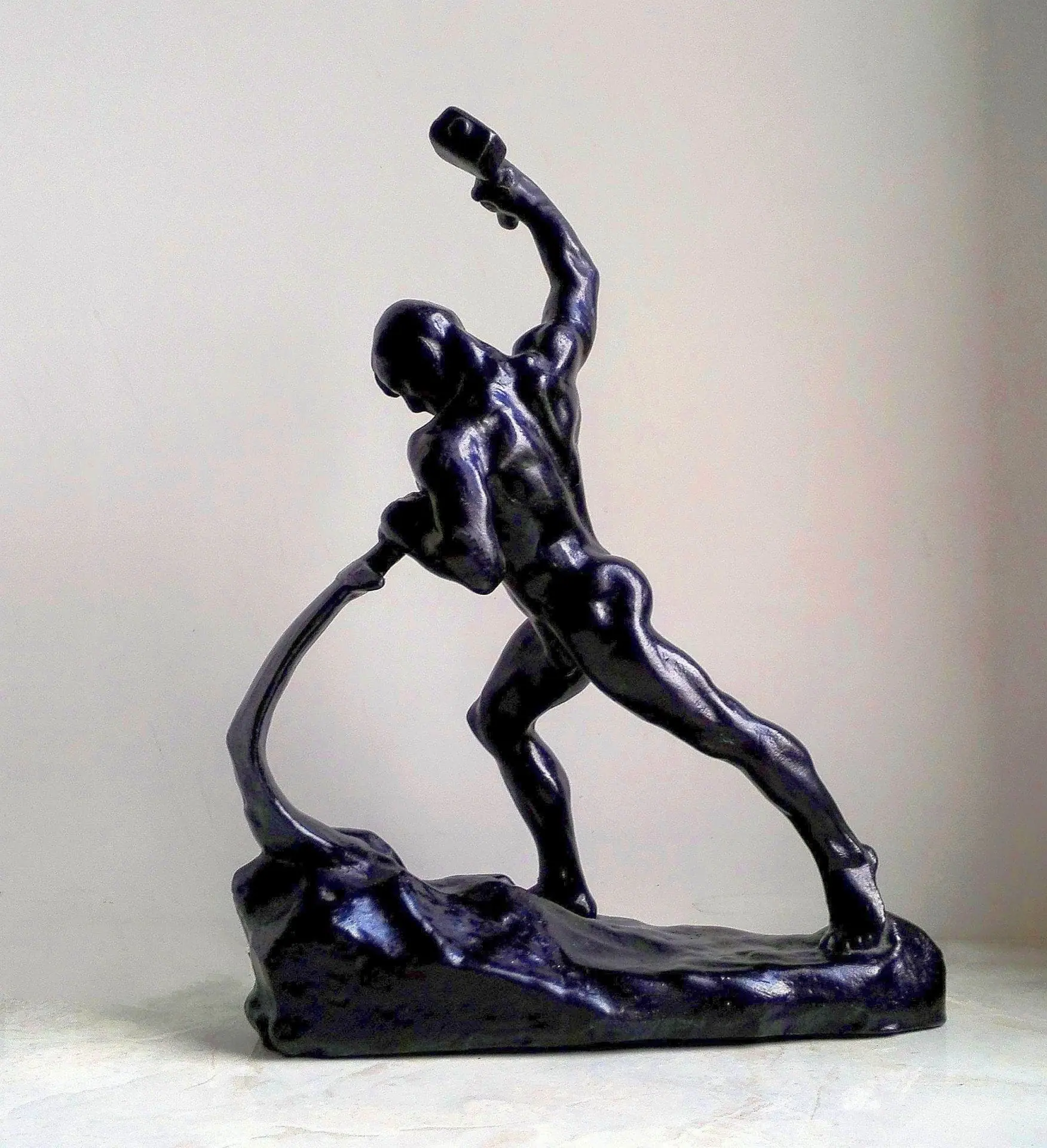 Antique Cast Iron Statuette Blacksmith.Worker. Cast iron figurine 3 Antique Cast Iron Statuette Blacksmith.Worker. Cast iron figurine - Image 3