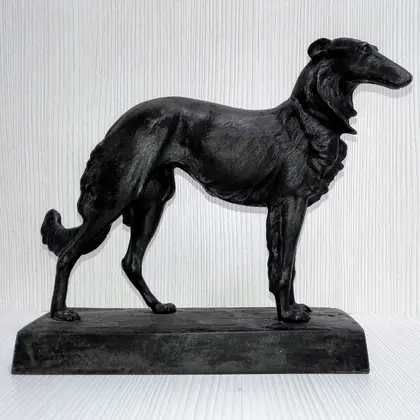 Vintage Cast Iron Statuette Dog. Antique figurine Hunting dog