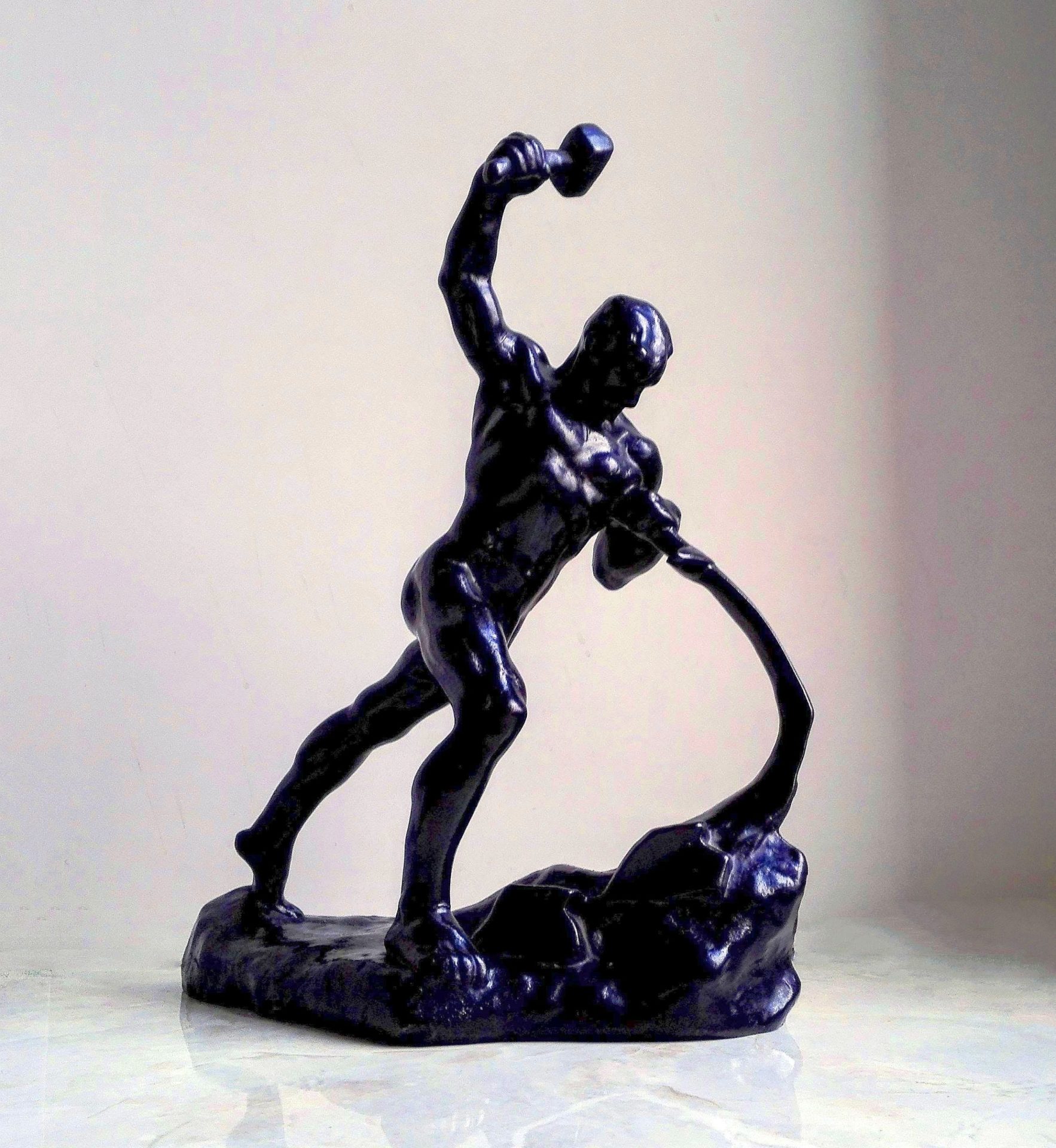 Antique Cast Iron Statuette Blacksmith.Worker. Cast iron figurine 8 Antique Cast Iron Statuette Blacksmith.Worker. Cast iron figurine - Image 8