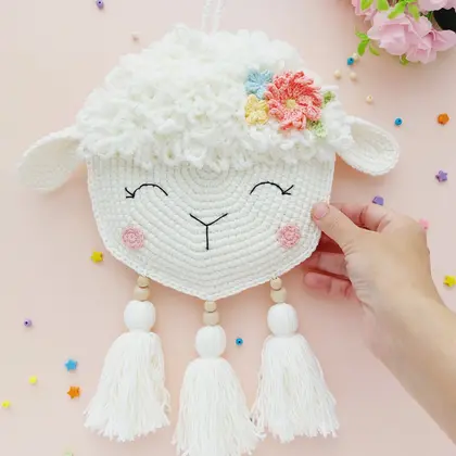 crochet sheep wall hanging pattern