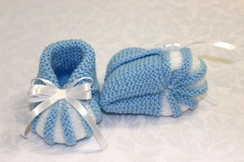 Baby booties knitting pattern 6 Baby booties knitting pattern - Image 6