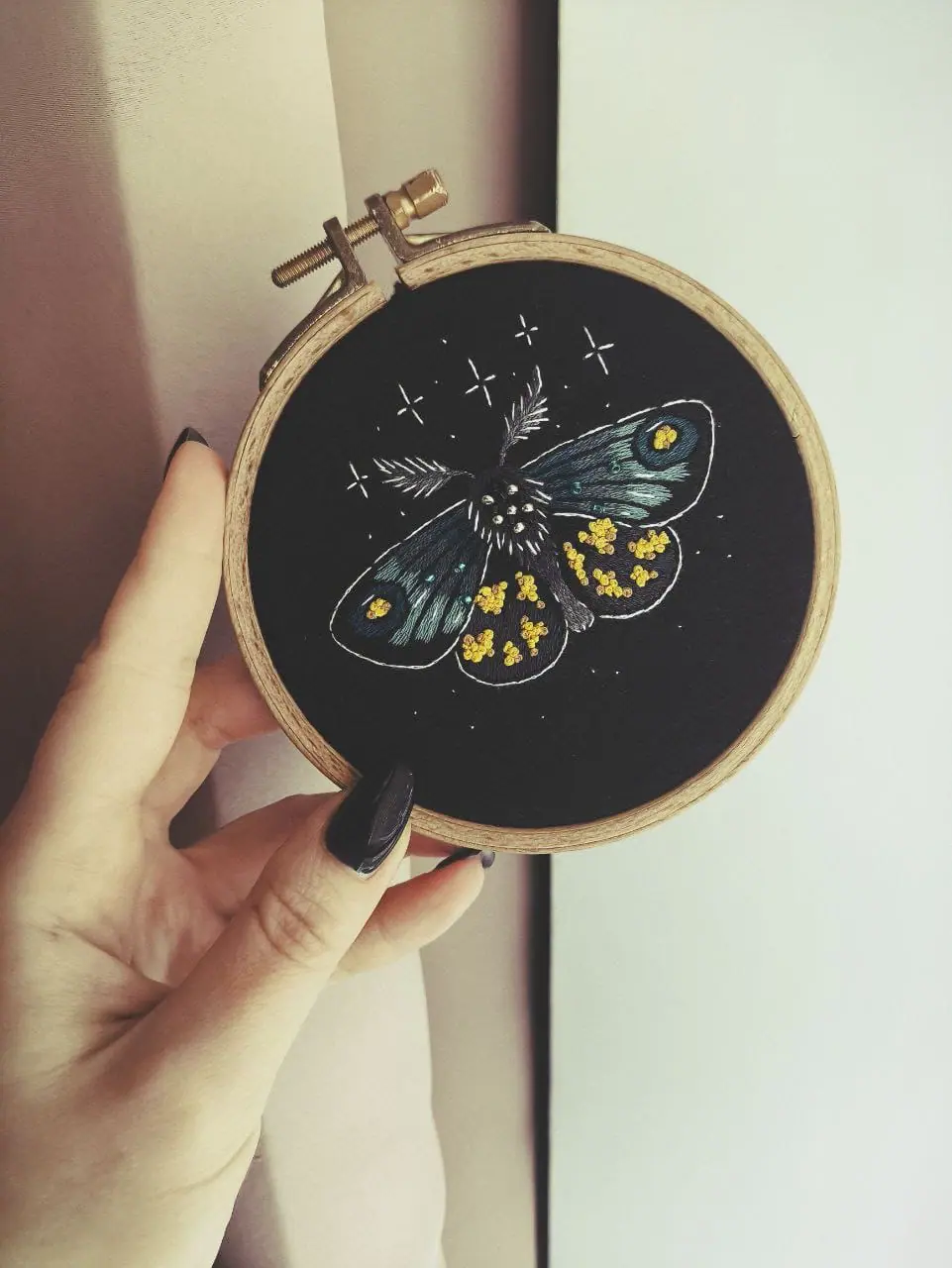 Embroidery tutorial "Moth and Stars" in PDF format 3 "The Moth and the Stars", PDF tutorial on hand embroidery