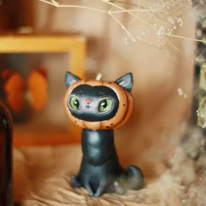 Pumpkin Cat