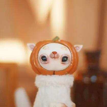 Pumpkin Cat